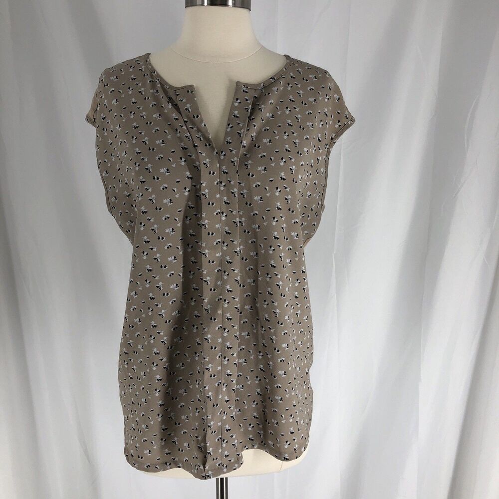 Ann Taylor Factory Blouse Womens Large Regular V-Neck Sleeveless Floral Beige